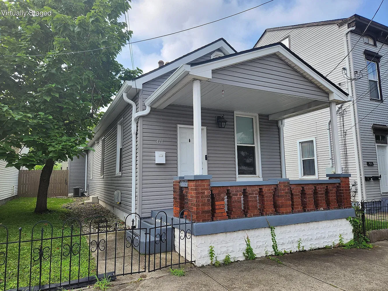 2 bed, 1072 sqft, $1,800 — Photo 1