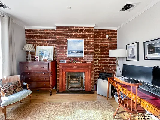 Rented by Oxford Property Group | media 26