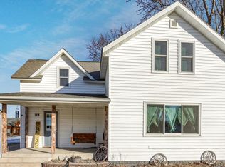 128 S White St, Fall creek, WI 54742