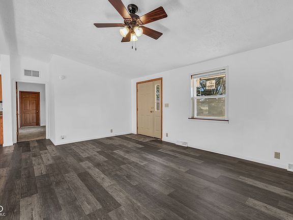 5th image of 1841 N Cataract Rd