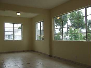 4th image of 14902 Alvine Ln