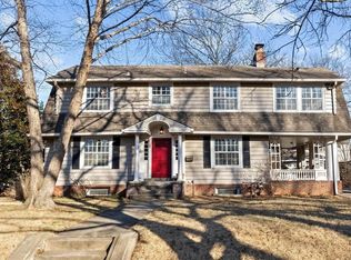 6127 Walnut St, Kansas City, MO 64113