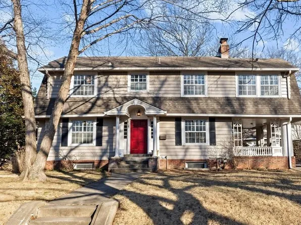 6127 Walnut St, Kansas City, MO 64113