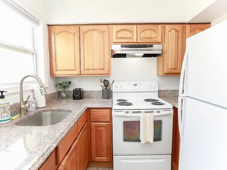 1280 W Ocean View Ave #1 — Photo 31