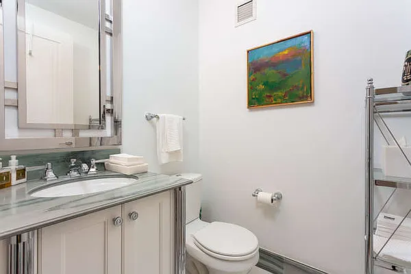 Rented by William Raveis Real Estate | media 19