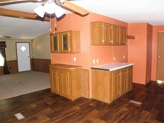 5th image of 23424 Silver Springs Dr