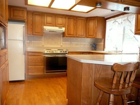 5th image of this home