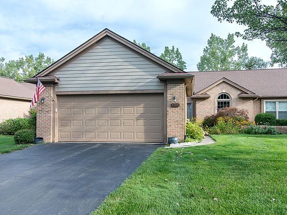 2nd image of 4855 Lone Oak Ct