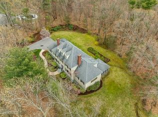 13 Elizabeth Rd, Hopkinton, MA 01748