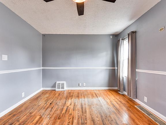 5th image of 3036 Avenue G