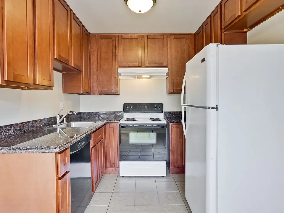 699 Grand Coulee