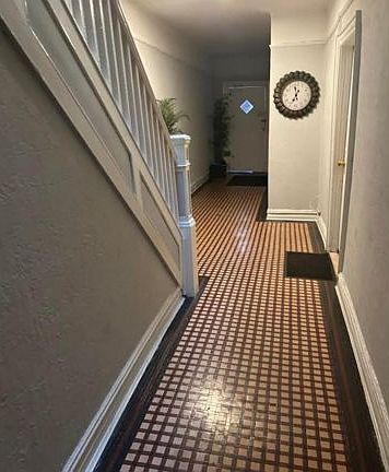 3rd image of 315 Legion St #1F