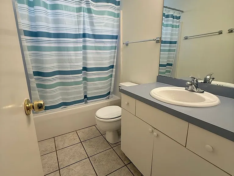 946 Rachel Dr #C — Photo 13
