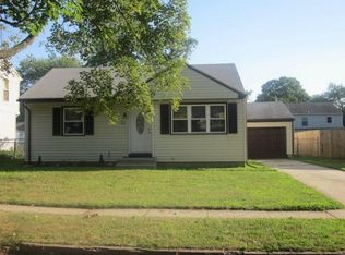 24 Farnsworth Ave, Maple Shade, NJ 08052