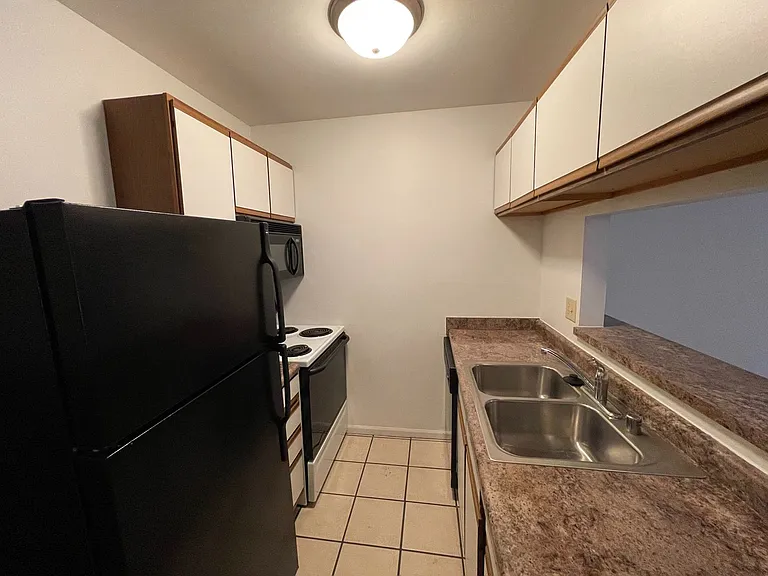 Muirfield Apartments — Photo 51