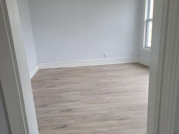 3rd image of 254 Harmon St #1
