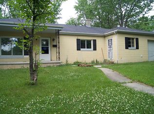 2221 Charlotte Ave, Fort Wayne, IN 46805