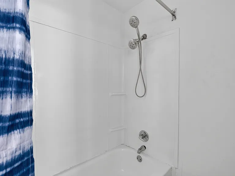 85 Vernon Ave #1 — Photo 7