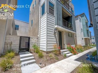 27418 Pioneer Ct, Valencia, CA 91381
