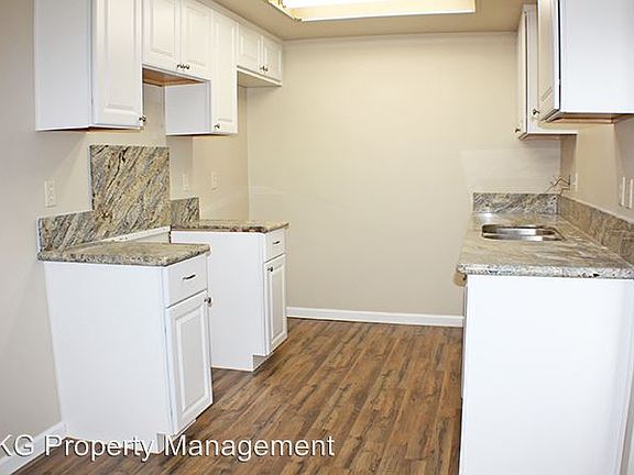 3rd image of 2398 Benidorm Cir APT 102
