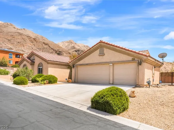 7205 Madonna Dr, Las Vegas, NV 89156
