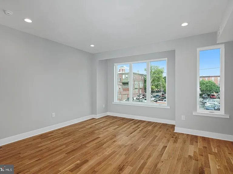 1634 Cambridge St #B — Photo 7
