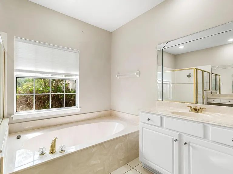 337 S Mill View Way — Photo 33