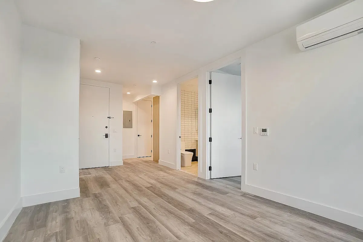 1634 Church Avenue — Photo 3