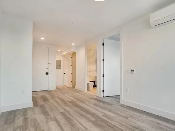 1634 Church Avenue image 1 of 15