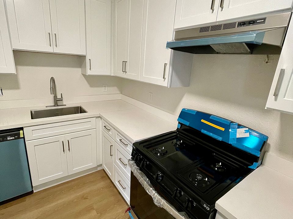 White Quartz Counters