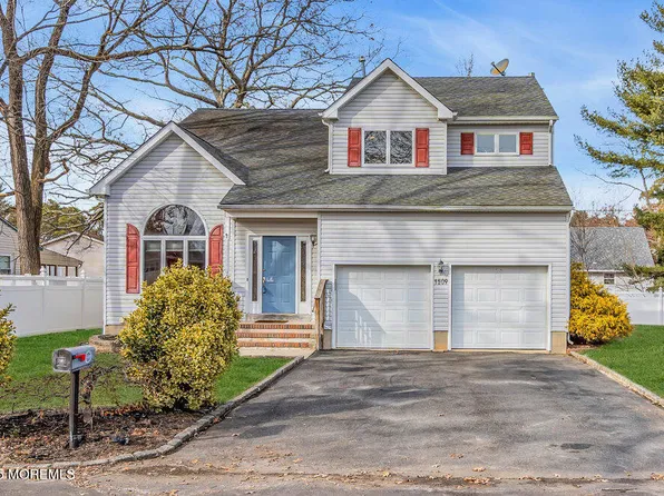 1509 Ninth Avenue, Toms River, NJ 08757