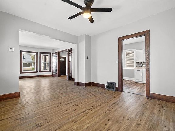 4th image of 1529 Thurston AVENUE