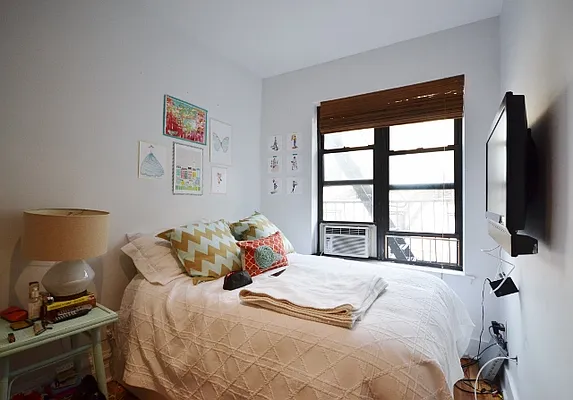 Rented by Bold New York | media 25
