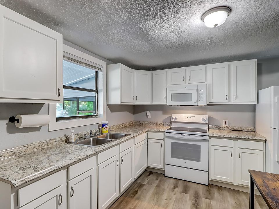 1st image of 1546 W 36th St #14161932