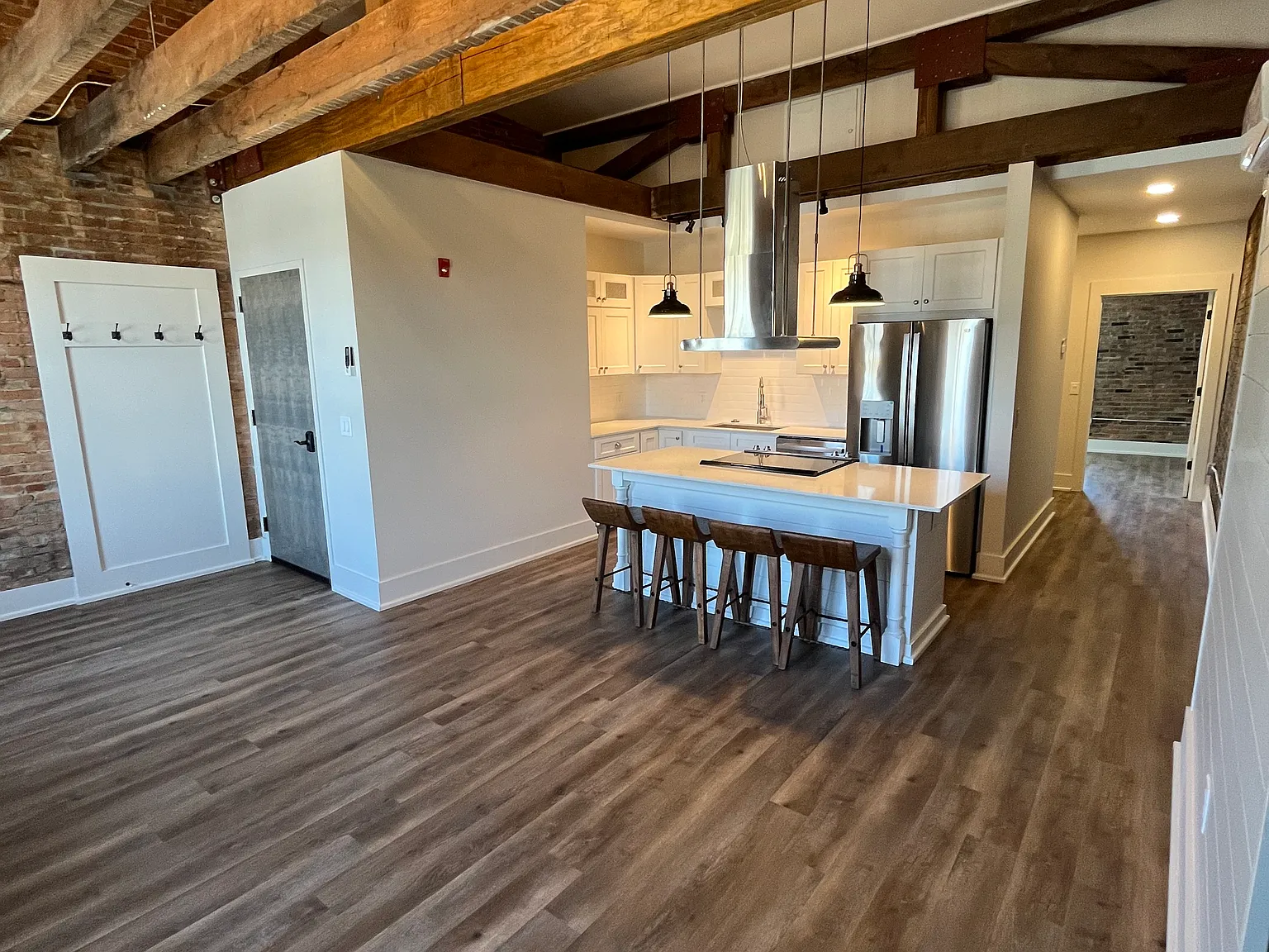 1 bed, 700 sqft, $1,675 — Photo 1
