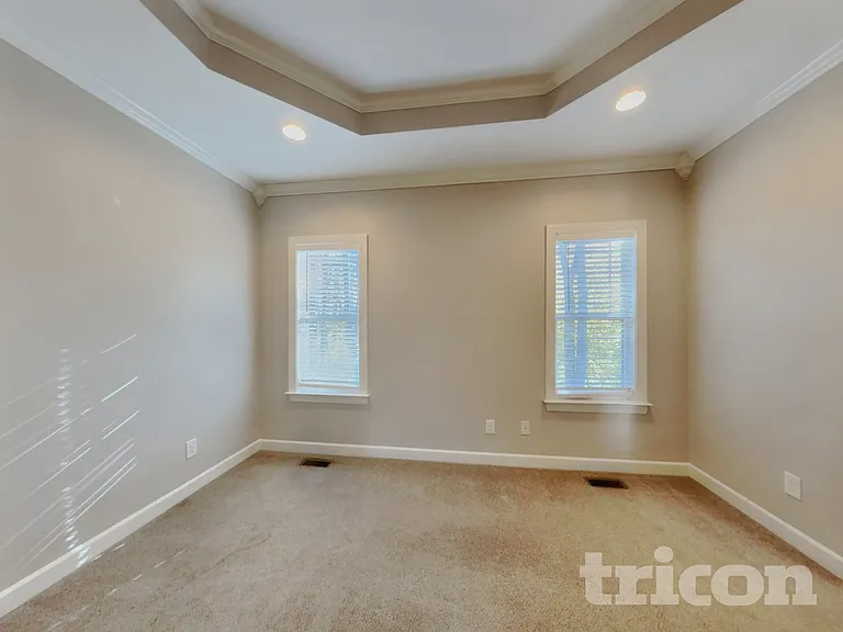189 Crystal Creek Dr — Photo 5