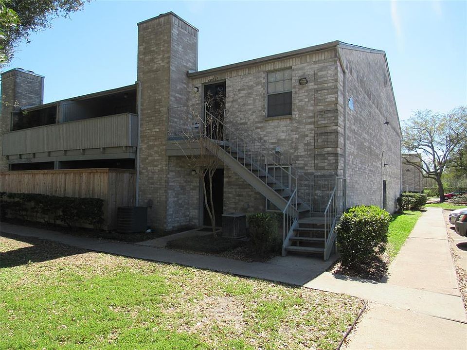 1st image of 10819 Braes Bend Dr