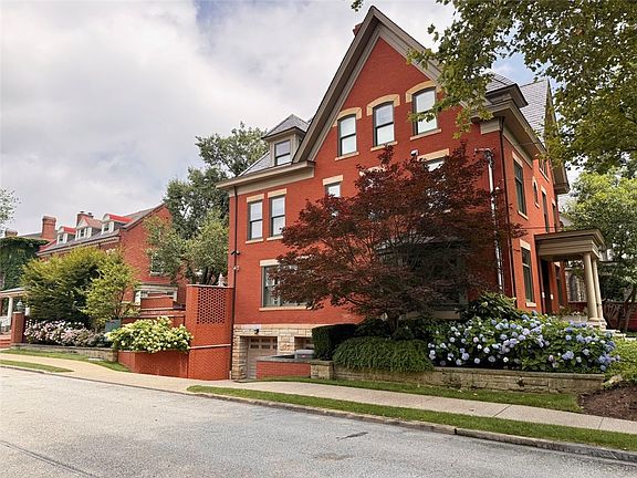 3rd image of 5219 Pembroke Pl
