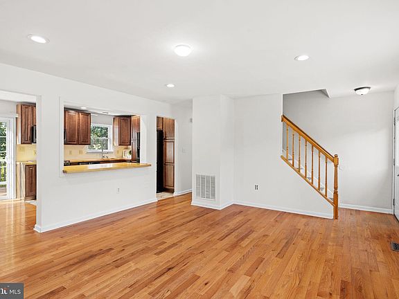 3rd image of 141 Likens Way