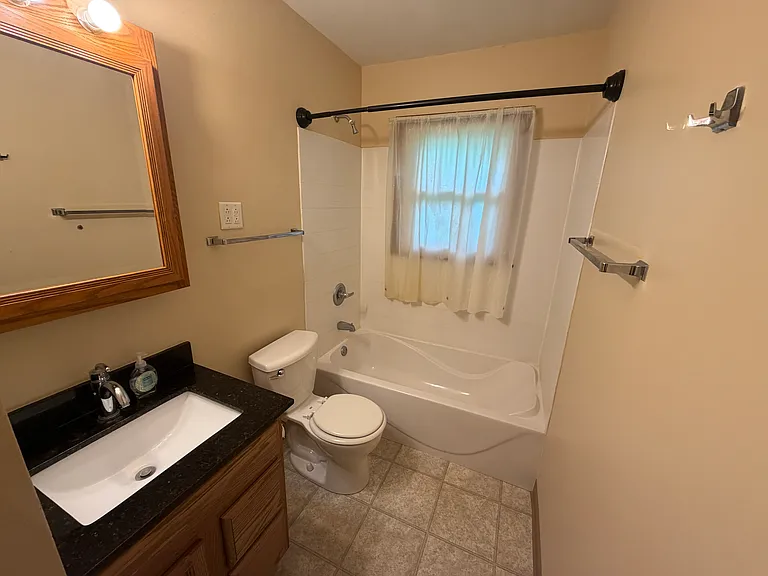 701 Vine St — Photo 16