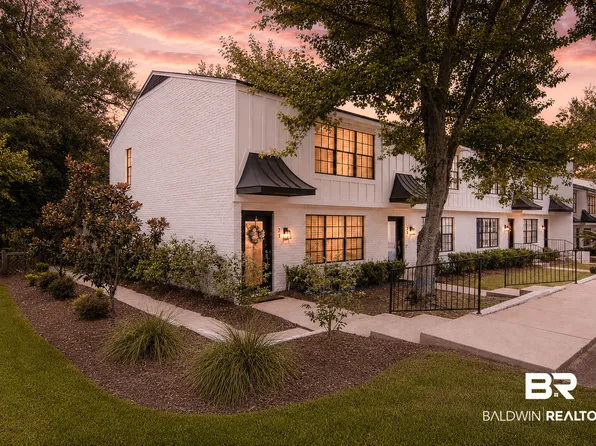 314 Gayfer Ct APT 21, Fairhope, AL 36532