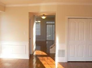 1375 Crease St, Philadelphia, PA 19125