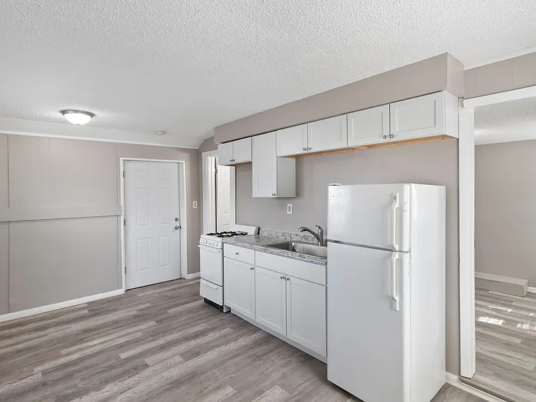 24311 Plymouth Rd — Photo 2