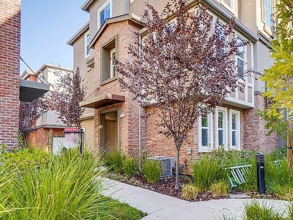 2nd image of 1450 Neleigh Pl