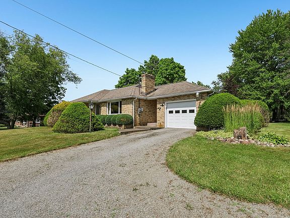 2nd image of 370 Mercer Rd