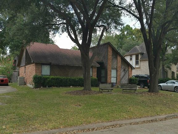 3rd image of 5346 Oak Cove Dr