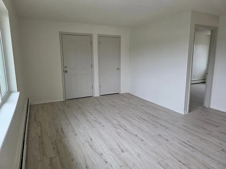 2210 S Dexter St — Photo 16