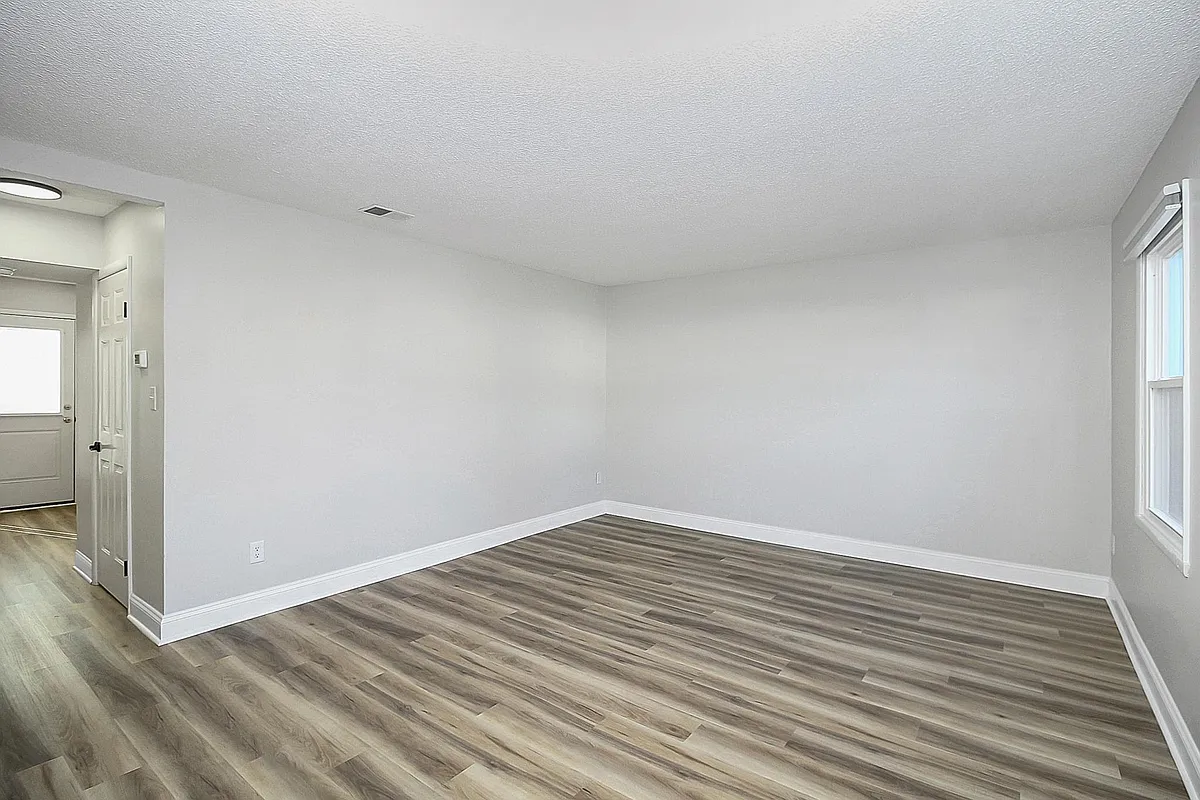 Building Photo - 1524 Waybridge Ln