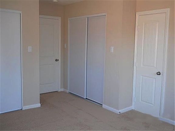 4th image of 1329 S Monterey Ave