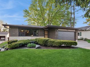 1020 Valewood Dr, Bartlett, IL 60103